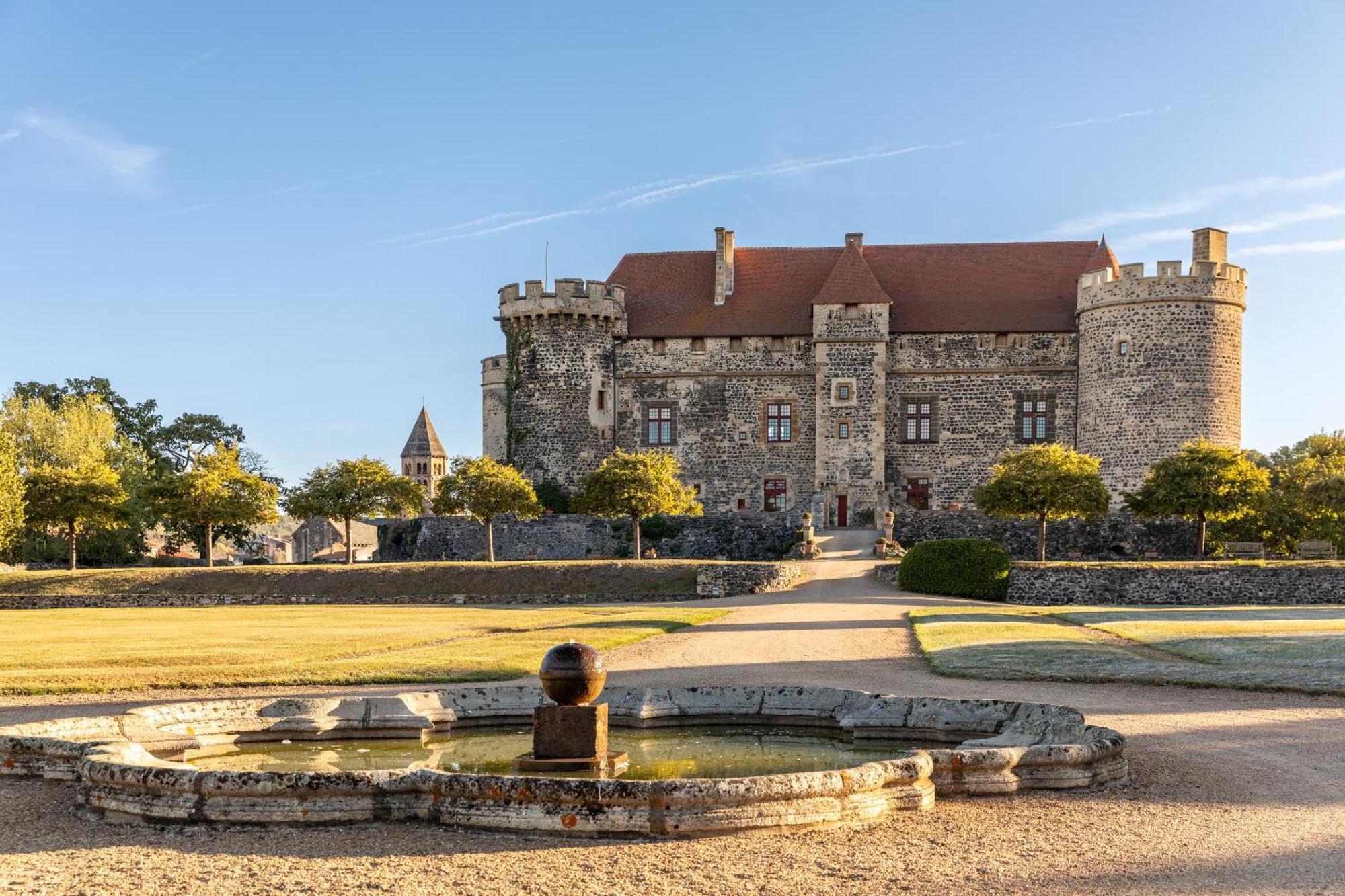Chateau Royal De Saint-Saturnin מראה חיצוני תמונה